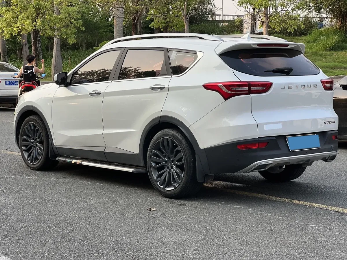 2018 Jetour X70 1.5T 147HP L4 8AT,autocango,china used car exporter,china ev exporter,chinese used car exporter,chinese used ev exporter