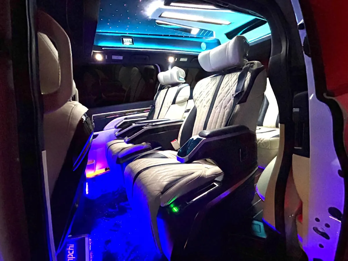 2021 GAC Trumpchi M8 2.0T 252HP L4 8AT,autocango,china used car exporter,china ev exporter,chinese used car exporter,chinese used ev exporter