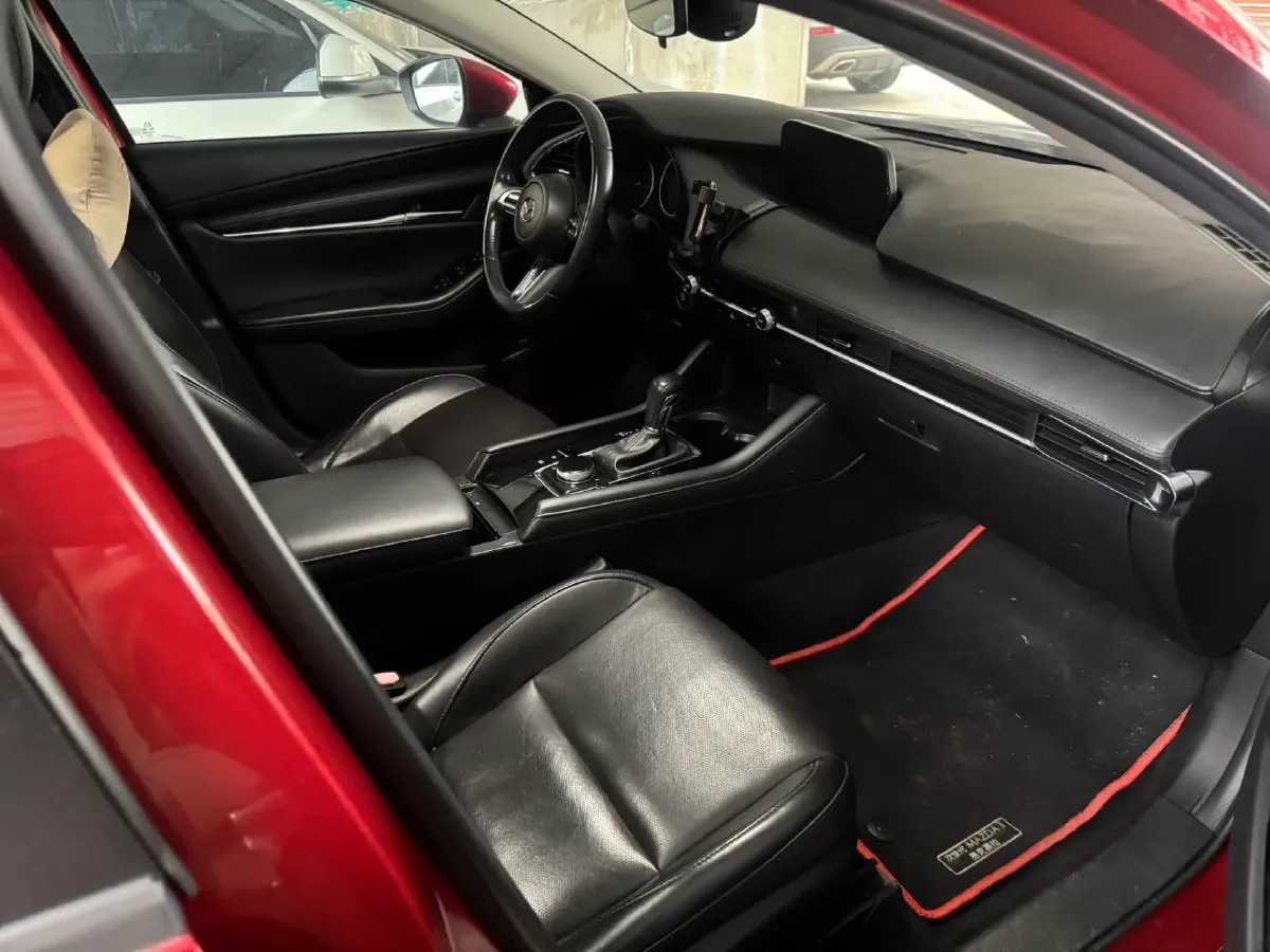 2020 Mazda 3 Axela 2.0L 158HP L4 6AT,autocango,china used car exporter,china ev exporter,chinese used car exporter,chinese used ev exporter