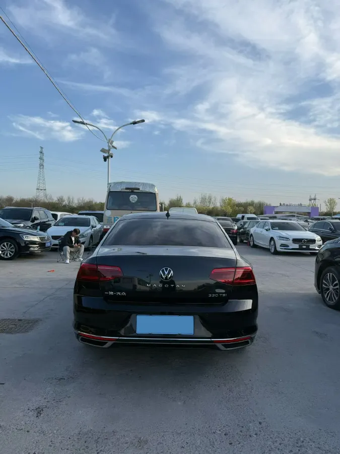 2020 Volkswagen Magotan 2.0T 186HP L4 7DCT,autocango,china used car exporter,china ev exporter,chinese used car exporter,chinese used ev exporter