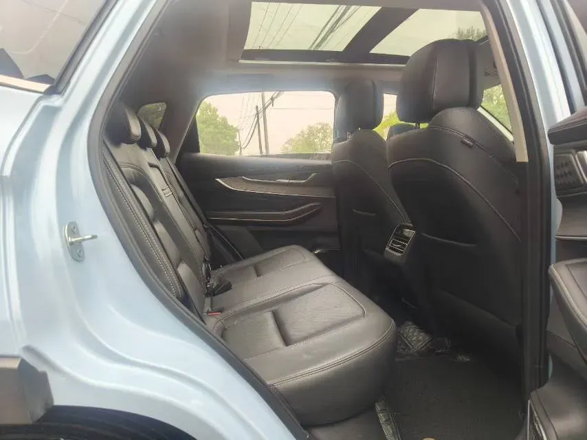 2022 Exceed LXC-DM 1.5T 156HP L4 3DHT PHEV 19.27KWH,autocango,china used car exporter,china ev exporter,chinese used car exporter,chinese used ev exporter