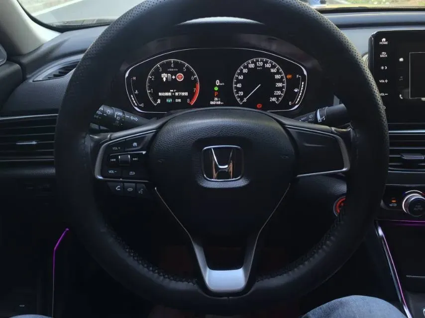 2022 Honda Accord 1.5T 194HP L4 CVT,autocango,china used car exporter,china ev exporter,chinese used car exporter,chinese used ev exporter