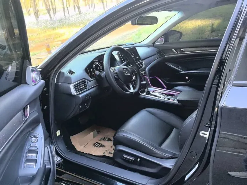 2022 Honda Accord 1.5T 194HP L4 CVT,autocango,china used car exporter,china ev exporter,chinese used car exporter,chinese used ev exporter