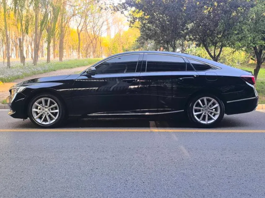 2022 Honda Accord 1.5T 194HP L4 CVT,autocango,china used car exporter,china ev exporter,chinese used car exporter,chinese used ev exporter