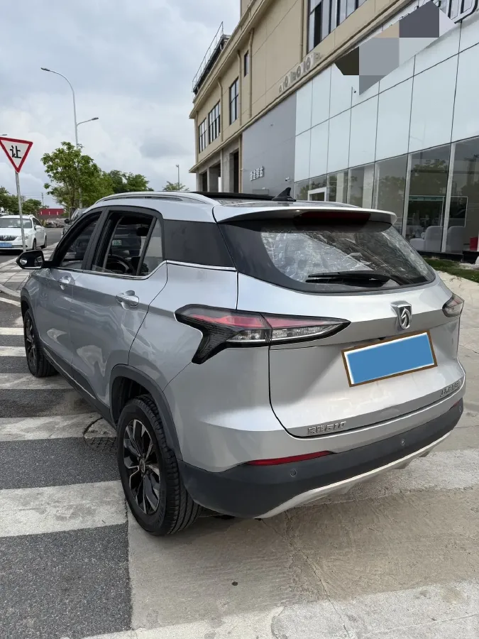 2019 BaoJun 510 1.5L 112HP L4 5AMT,autocango,china used car exporter,china ev exporter,chinese used car exporter,chinese used ev exporter