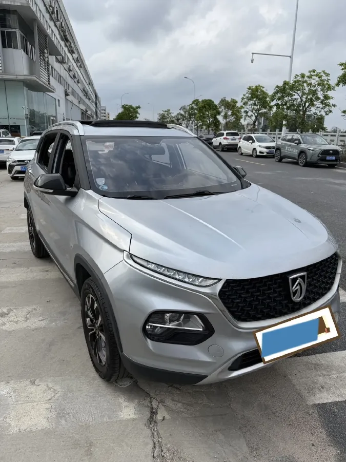 2019 BaoJun 510 1.5L 112HP L4 5AMT,autocango,china used car exporter,china ev exporter,chinese used car exporter,chinese used ev exporter