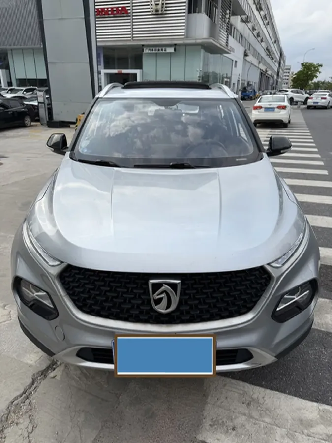 2019 BaoJun 510 1.5L 112HP L4 5AMT,autocango,china used car exporter,china ev exporter,chinese used car exporter,chinese used ev exporter