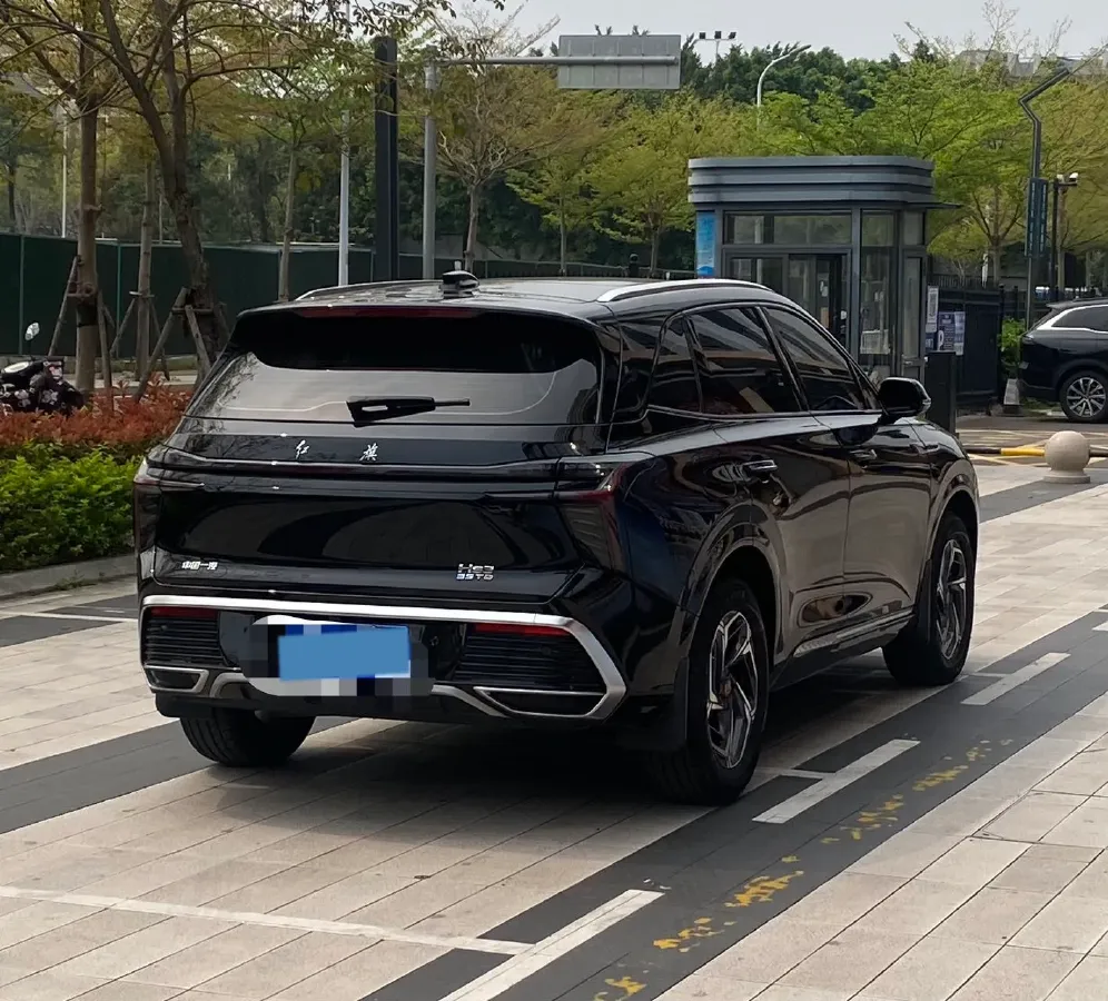 2023 HongQi HS3 1.5T 169HP L4 7DCT,autocango,china used car exporter,china ev exporter,chinese used car exporter,chinese used ev exporter