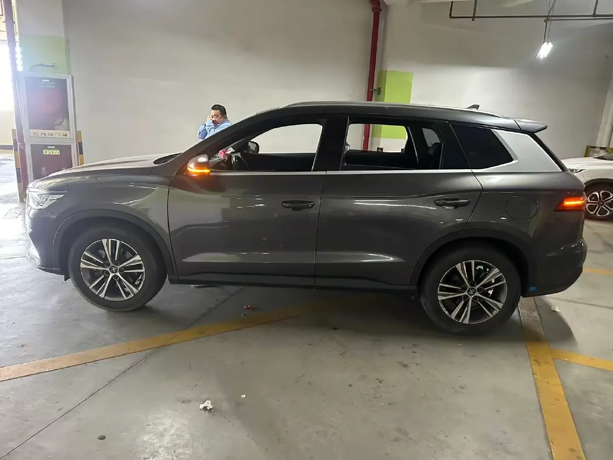 2020 BYD Song Plus 1.5T 185HP L4 7DCT,autocango,china used car exporter,china ev exporter,chinese used car exporter,chinese used ev exporter