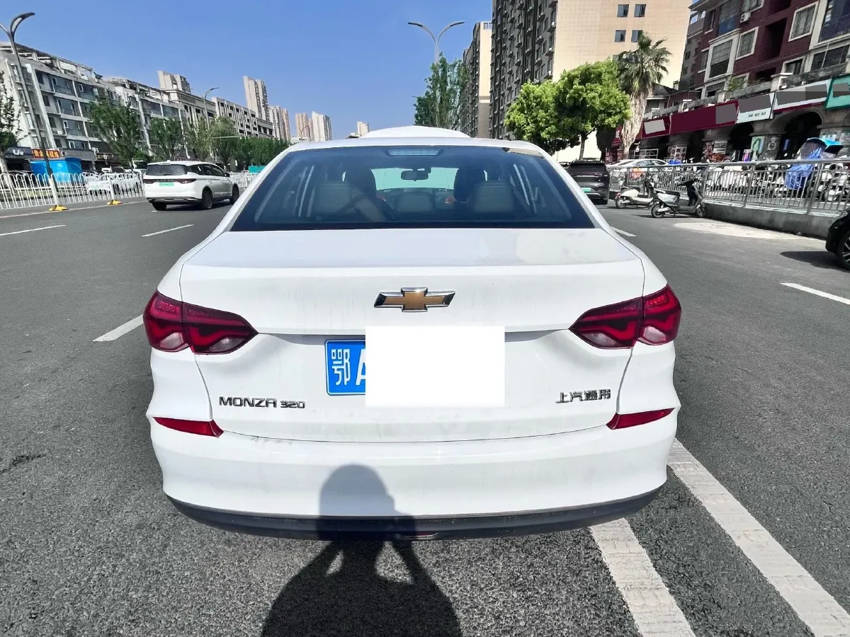 2022 Chevrolet Monza 1.5L 113HP L4 6AT,autocango,china used car exporter,china ev exporter,chinese used car exporter,chinese used ev exporter