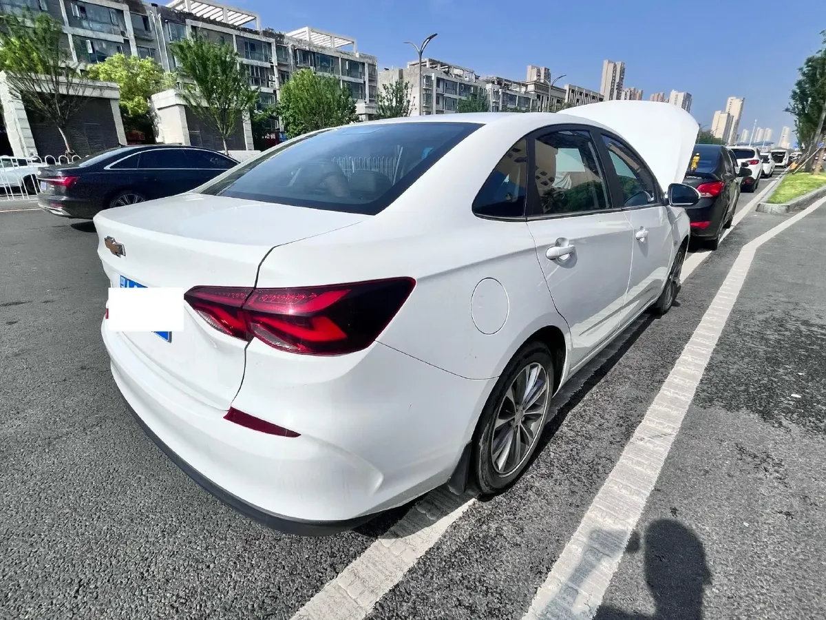 2022 Chevrolet Monza 1.5L 113HP L4 6AT,autocango,china used car exporter,china ev exporter,chinese used car exporter,chinese used ev exporter