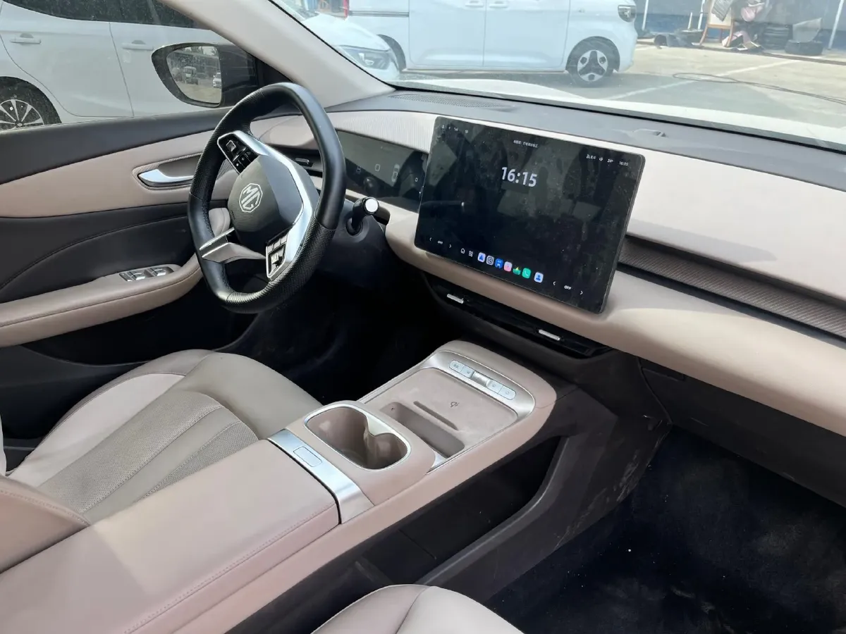 2025 MG MG ES5 BEV 62.2KWH,autocango,china used car exporter,china ev exporter,chinese used car exporter,chinese used ev exporter