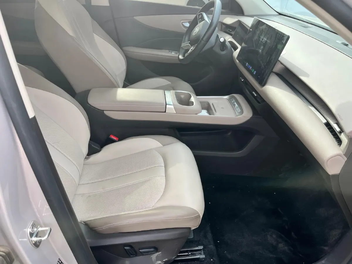 2025 MG MG ES5 BEV 62.2KWH,autocango,china used car exporter,china ev exporter,chinese used car exporter,chinese used ev exporter