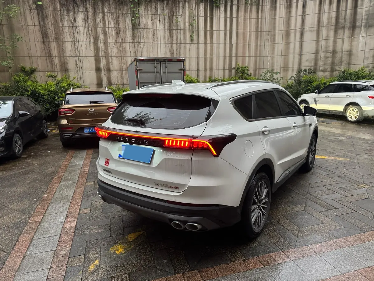 2023 Jetour X70 PRO 1.5T 156HP L4 6DCT,autocango,china used car exporter,china ev exporter,chinese used car exporter,chinese used ev exporter