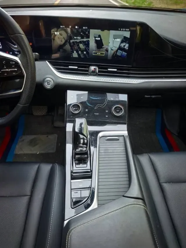 2023 Bestune B70 1.5T 169HP L4 7DCT,autocango,china used car exporter,china ev exporter,chinese used car exporter,chinese used ev exporter