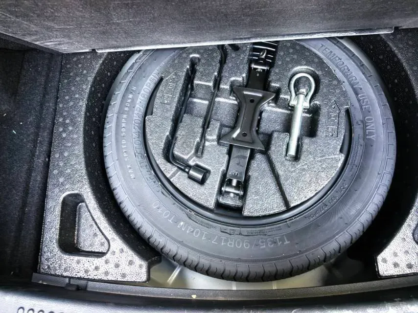 2023 Bestune B70 1.5T 169HP L4 7DCT,autocango,china used car exporter,china ev exporter,chinese used car exporter,chinese used ev exporter