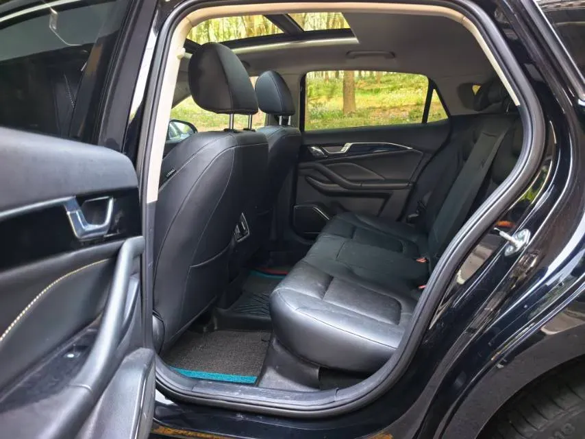 2023 Bestune B70 1.5T 169HP L4 7DCT,autocango,china used car exporter,china ev exporter,chinese used car exporter,chinese used ev exporter