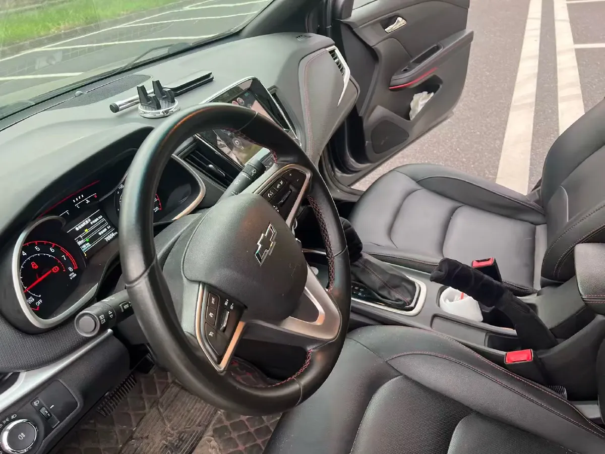 2019 Chevrolet Monza 1.3T 163HP L3 6AT,autocango,china used car exporter,china ev exporter,chinese used car exporter,chinese used ev exporter