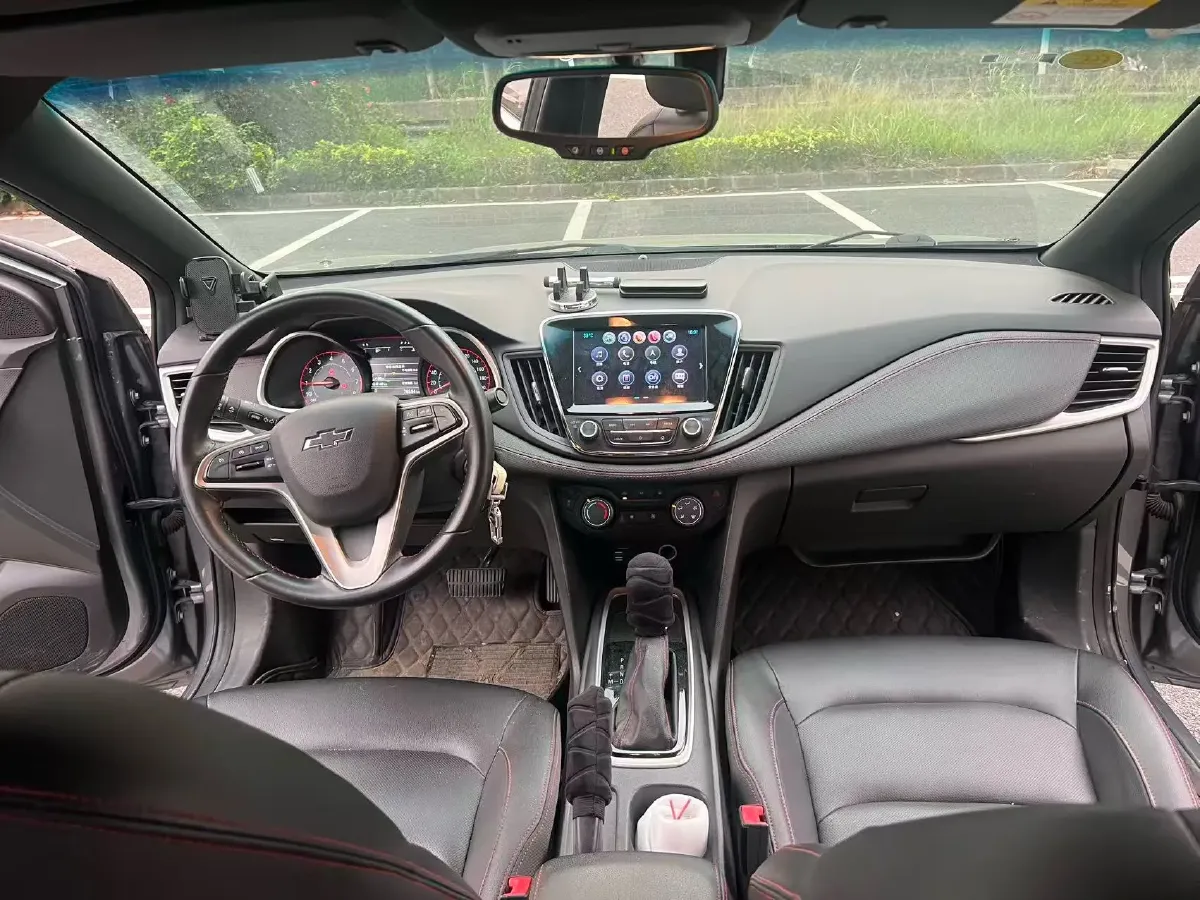 2019 Chevrolet Monza 1.3T 163HP L3 6AT,autocango,china used car exporter,china ev exporter,chinese used car exporter,chinese used ev exporter