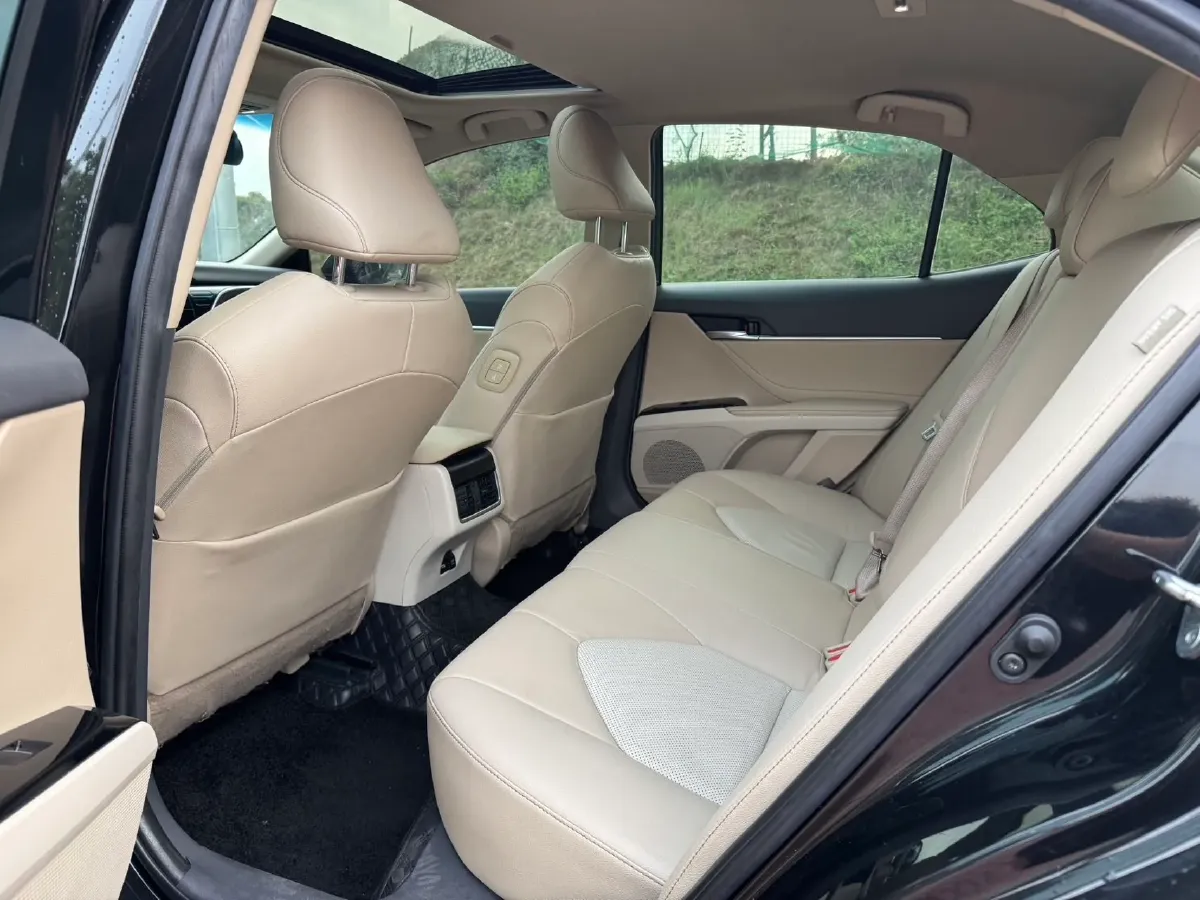 2021 Toyota Camry 2.0L 178HP L4 CVT,autocango,china used car exporter,china ev exporter,chinese used car exporter,chinese used ev exporter