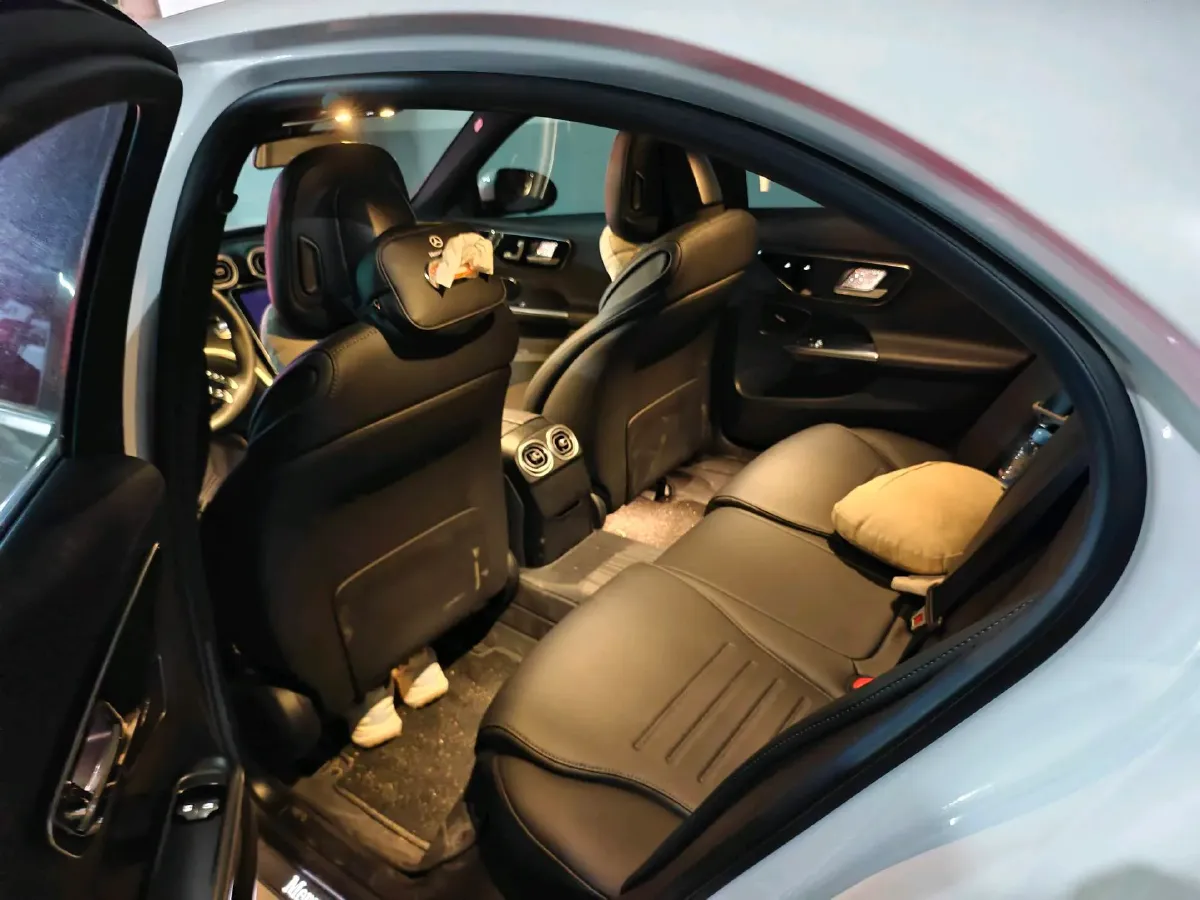 2025 Mercedes-Benz C Class 1.5T 204HP L4 9AT,autocango,china used car exporter,china ev exporter,chinese used car exporter,chinese used ev exporter