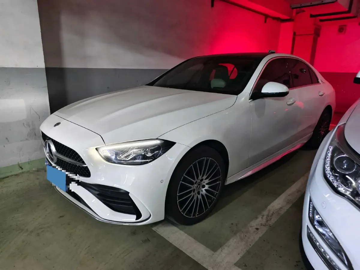 2025 Mercedes-Benz C Class 1.5T 204HP L4 9AT,autocango,china used car exporter,china ev exporter,chinese used car exporter,chinese used ev exporter