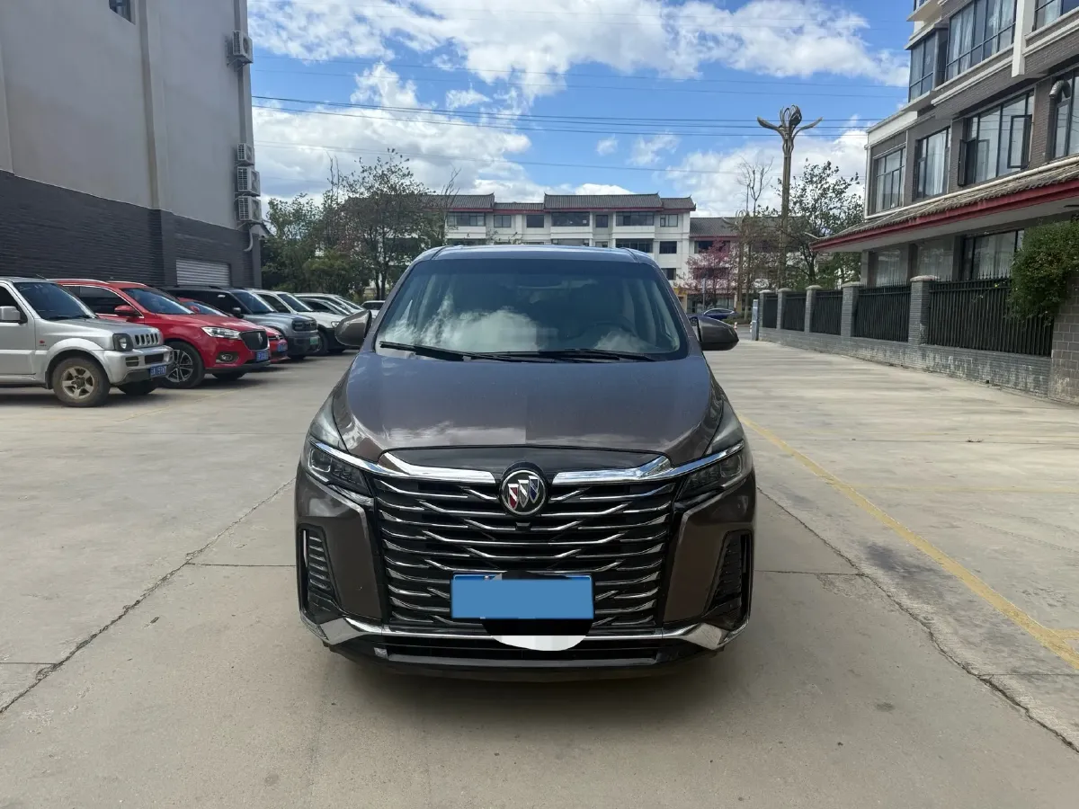 2022 Buick GL8 2.0T 237HP L4 9AT,autocango,china used car exporter,china ev exporter,chinese used car exporter,chinese used ev exporter