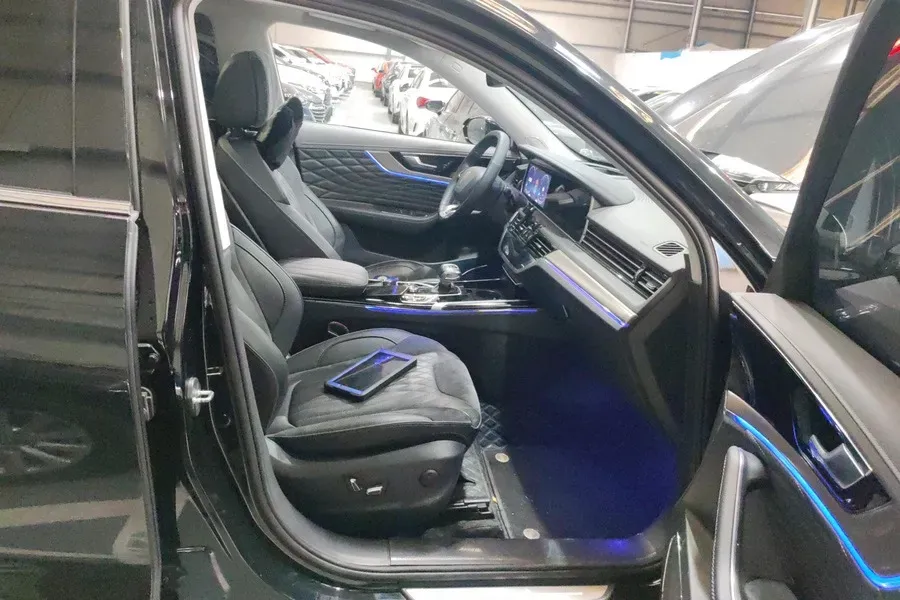 2022 HongQi HS5 2.0T 224HP L4 6AT,autocango,china used car exporter,china ev exporter,chinese used car exporter,chinese used ev exporter