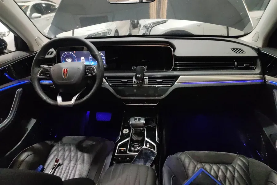 2022 HongQi HS5 2.0T 224HP L4 6AT,autocango,china used car exporter,china ev exporter,chinese used car exporter,chinese used ev exporter