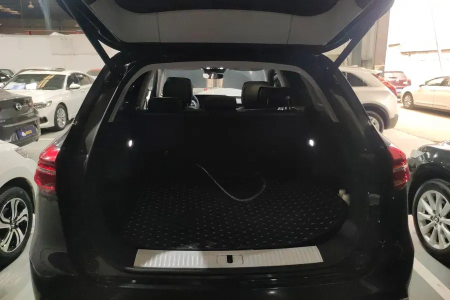 2022 HongQi HS5 2.0T 224HP L4 6AT,autocango,china used car exporter,china ev exporter,chinese used car exporter,chinese used ev exporter