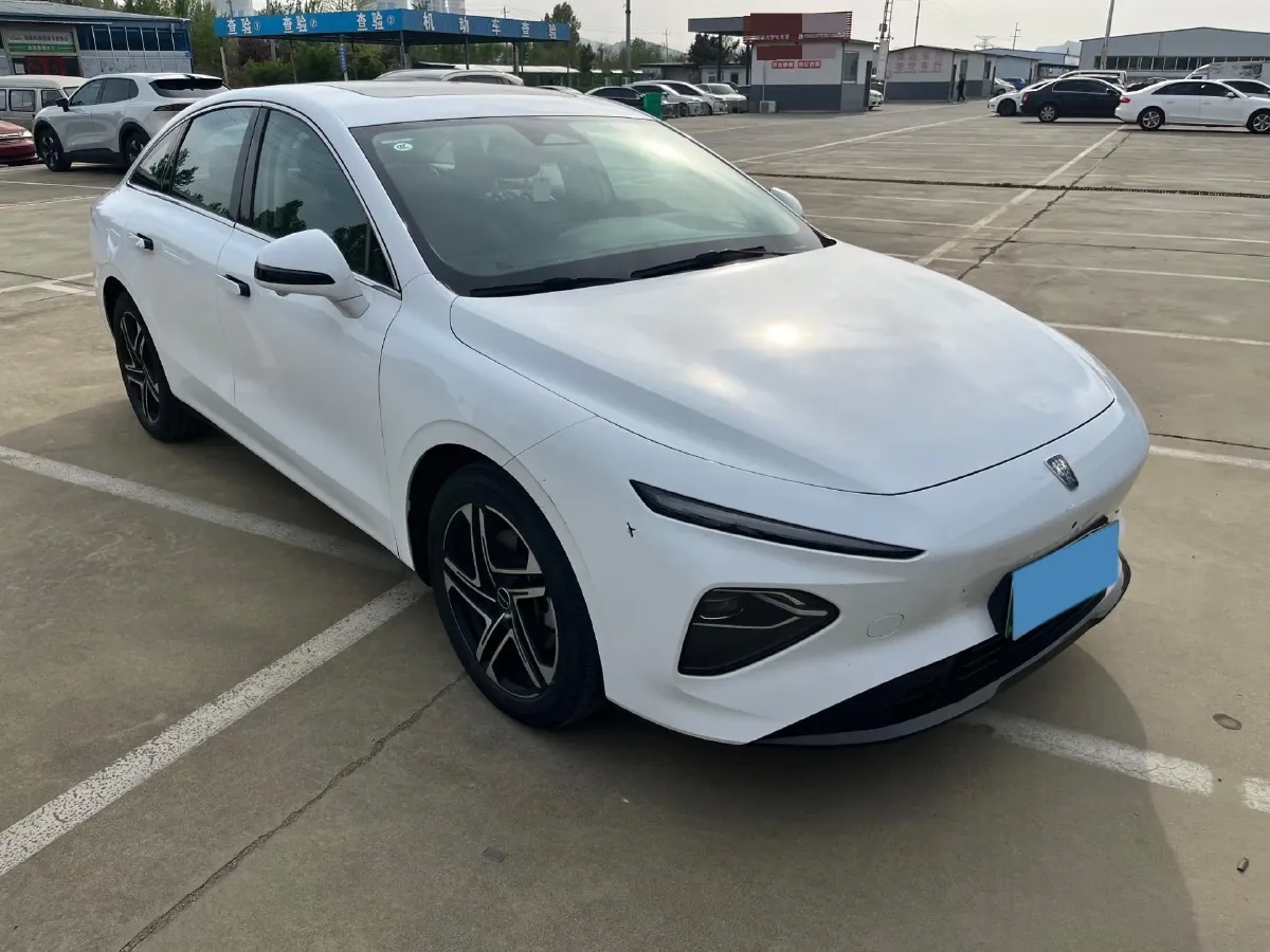 2023 Roewe D7 BEV 59.2KWH,autocango,china used car exporter,china ev exporter,chinese used car exporter,chinese used ev exporter