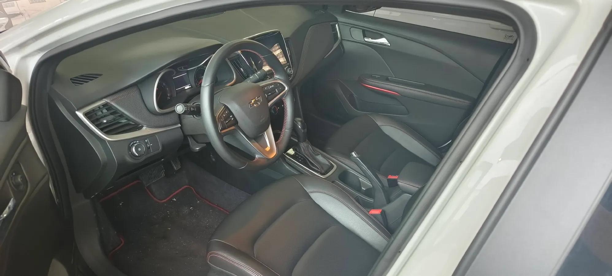 2020 Chevrolet Monza 1.3T 163HP L3 6AT,autocango,china used car exporter,china ev exporter,chinese used car exporter,chinese used ev exporter