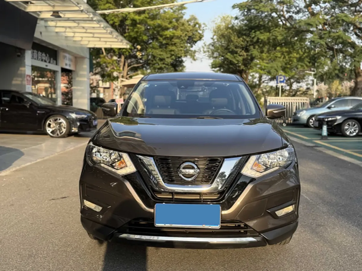 2019 Nissan X-Trail 2.0L 154HP L4 CVT,autocango,china used car exporter,china ev exporter,chinese used car exporter,chinese used ev exporter