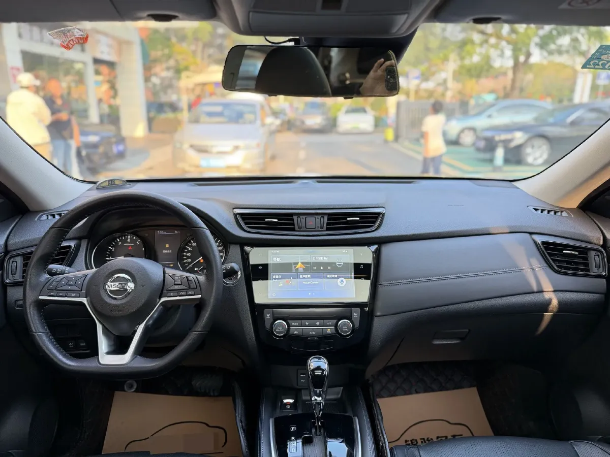 2019 Nissan X-Trail 2.0L 154HP L4 CVT,autocango,china used car exporter,china ev exporter,chinese used car exporter,chinese used ev exporter