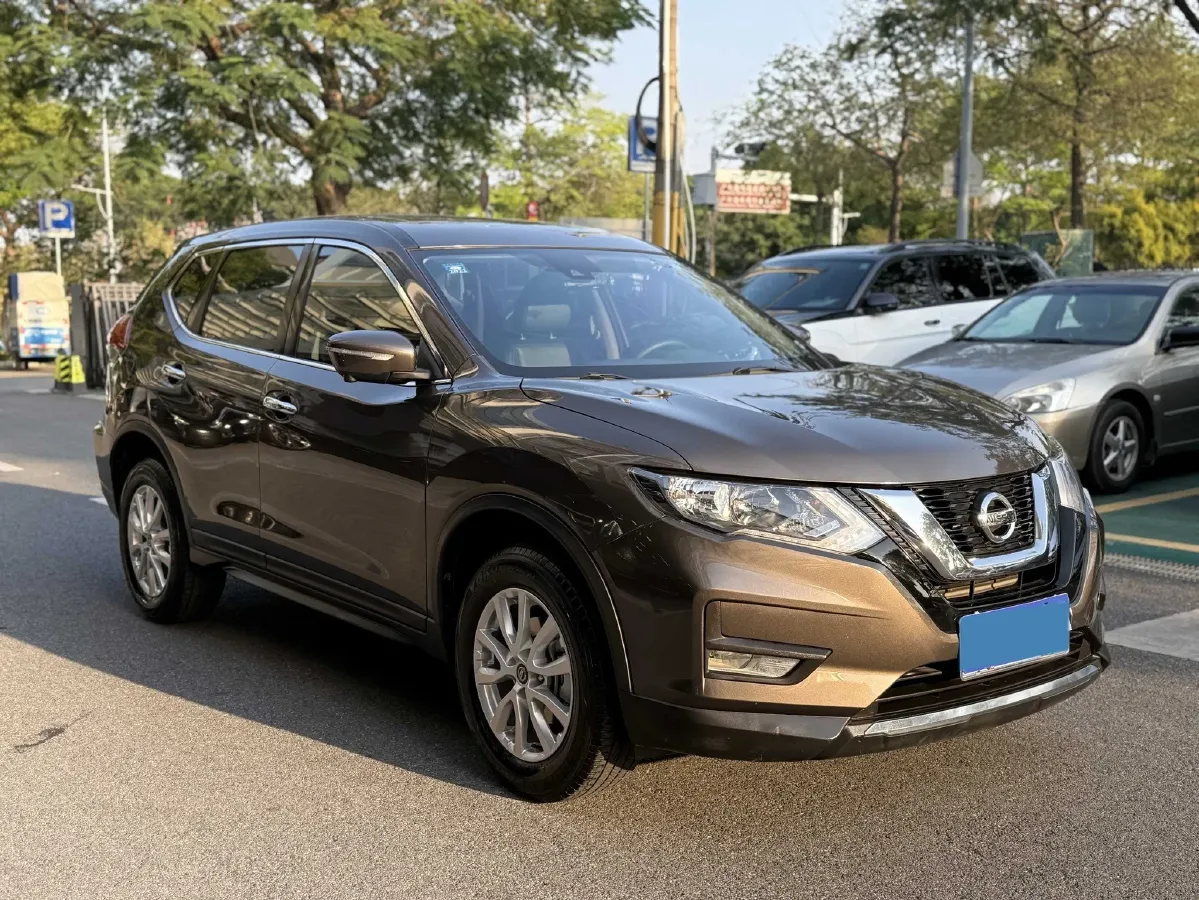 2019 Nissan X-Trail 2.0L 154HP L4 CVT,autocango,china used car exporter,china ev exporter,chinese used car exporter,chinese used ev exporter