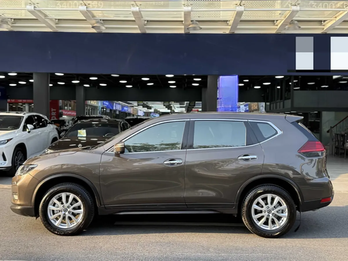 2019 Nissan X-Trail 2.0L 154HP L4 CVT,autocango,china used car exporter,china ev exporter,chinese used car exporter,chinese used ev exporter