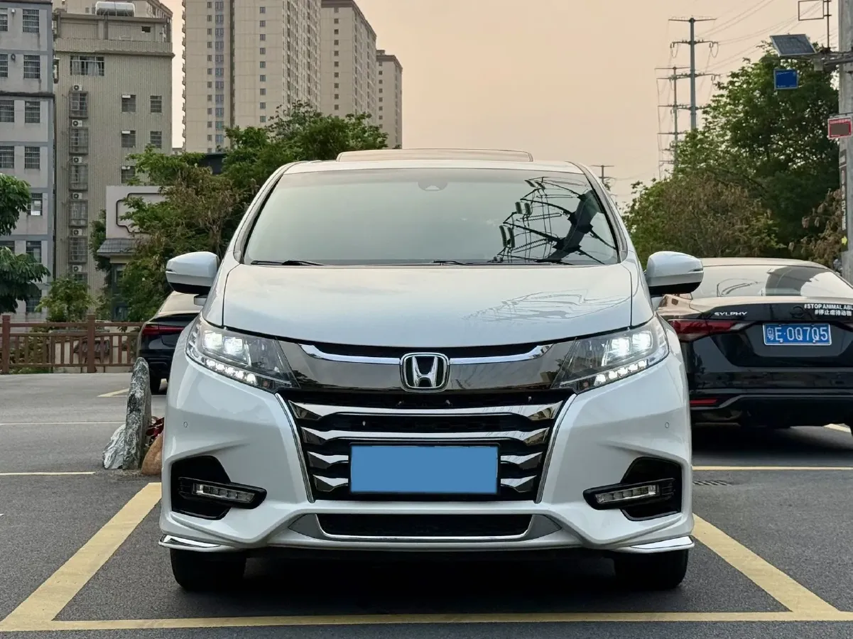 2019 Honda Odyssey 2.0L 146HP L4 E-CVT Hybrid,autocango,china used car exporter,china ev exporter,chinese used car exporter,chinese used ev exporter