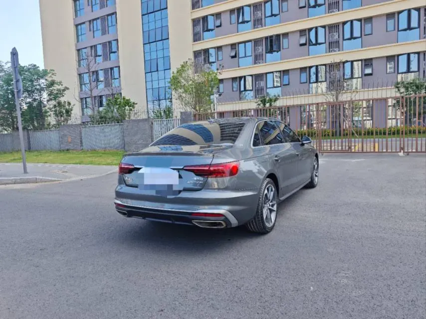 2020 Audi A4L 2.0T 190HP L4 7DCT,autocango,china used car exporter,china ev exporter,chinese used car exporter,chinese used ev exporter