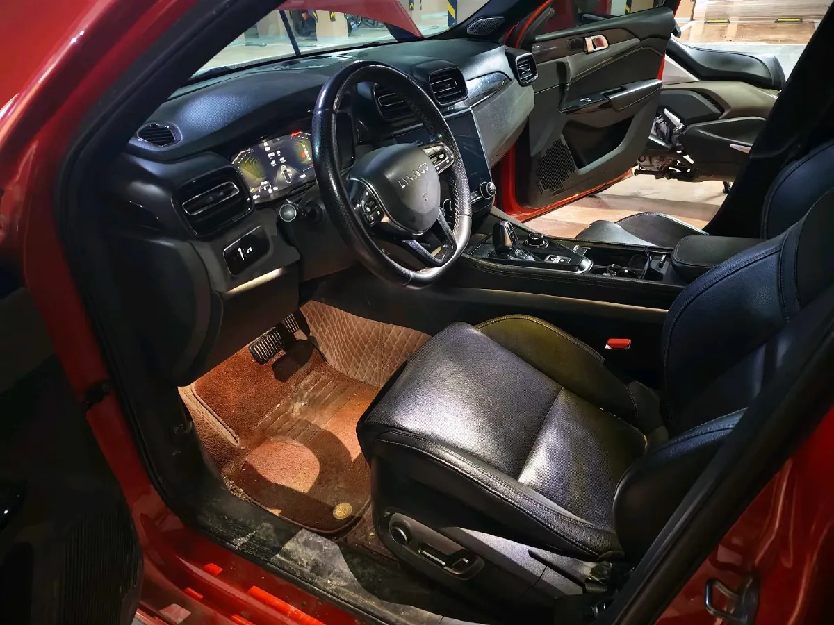 2021 LYNK&CO 03 2.0T 190HP L4 6AT,autocango,china used car exporter,china ev exporter,chinese used car exporter,chinese used ev exporter