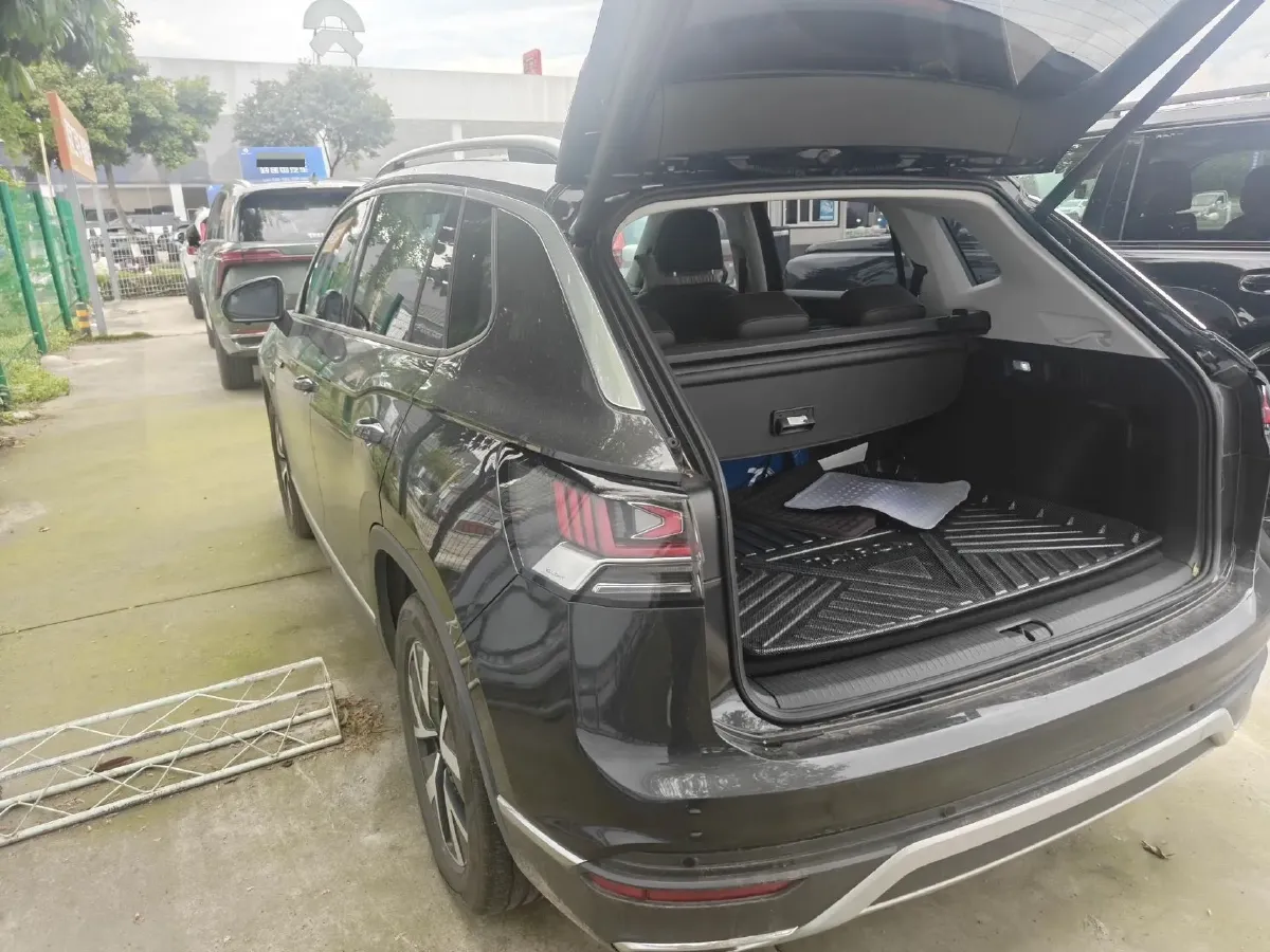 2024 Volkswagen Tayron 2.0T 186HP L4 7DCT,autocango,china used car exporter,china ev exporter,chinese used car exporter,chinese used ev exporter