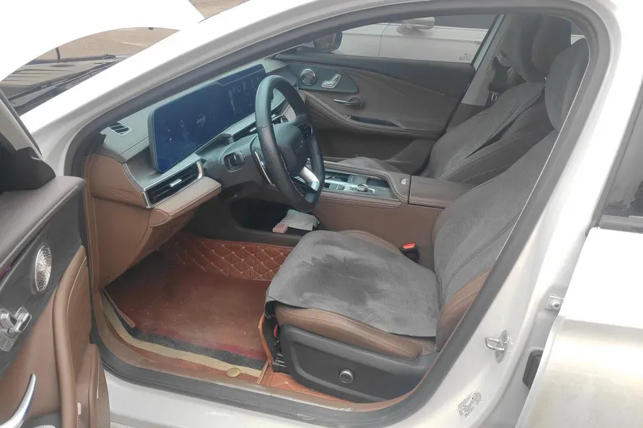 2024 Chery Arrizo 8 2.0T 254HP L4 8AT,autocango,china used car exporter,china ev exporter,chinese used car exporter,chinese used ev exporter