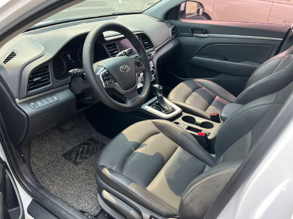 2019 Hyundai Elantra 1.5L 115HP L4 CVT,autocango,china used car exporter,china ev exporter,chinese used car exporter,chinese used ev exporter