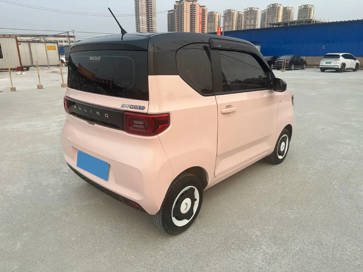 2022 WuLing HongGuang MINI EV BEV 13.8KWH,autocango,china used car exporter,china ev exporter,chinese used car exporter,chinese used ev exporter