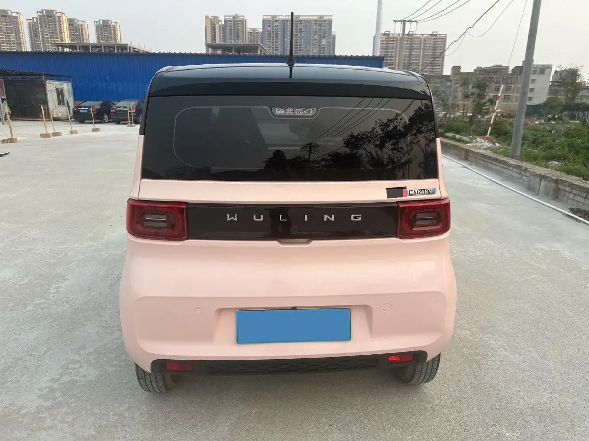 2022 WuLing HongGuang MINI EV BEV 13.8KWH,autocango,china used car exporter,china ev exporter,chinese used car exporter,chinese used ev exporter