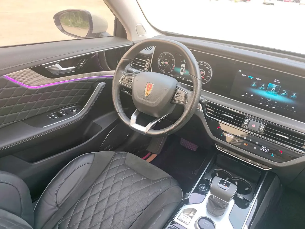 2019 HongQi HS5 2.0T 224HP L4 6AT,autocango,china used car exporter,china ev exporter,chinese used car exporter,chinese used ev exporter