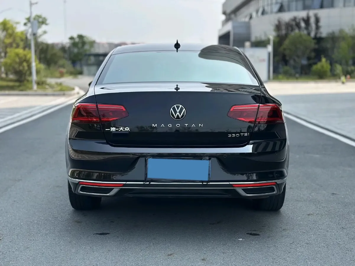 2020 Volkswagen Magotan 2.0T 186HP L4 7DCT,autocango,china used car exporter,china ev exporter,chinese used car exporter,chinese used ev exporter