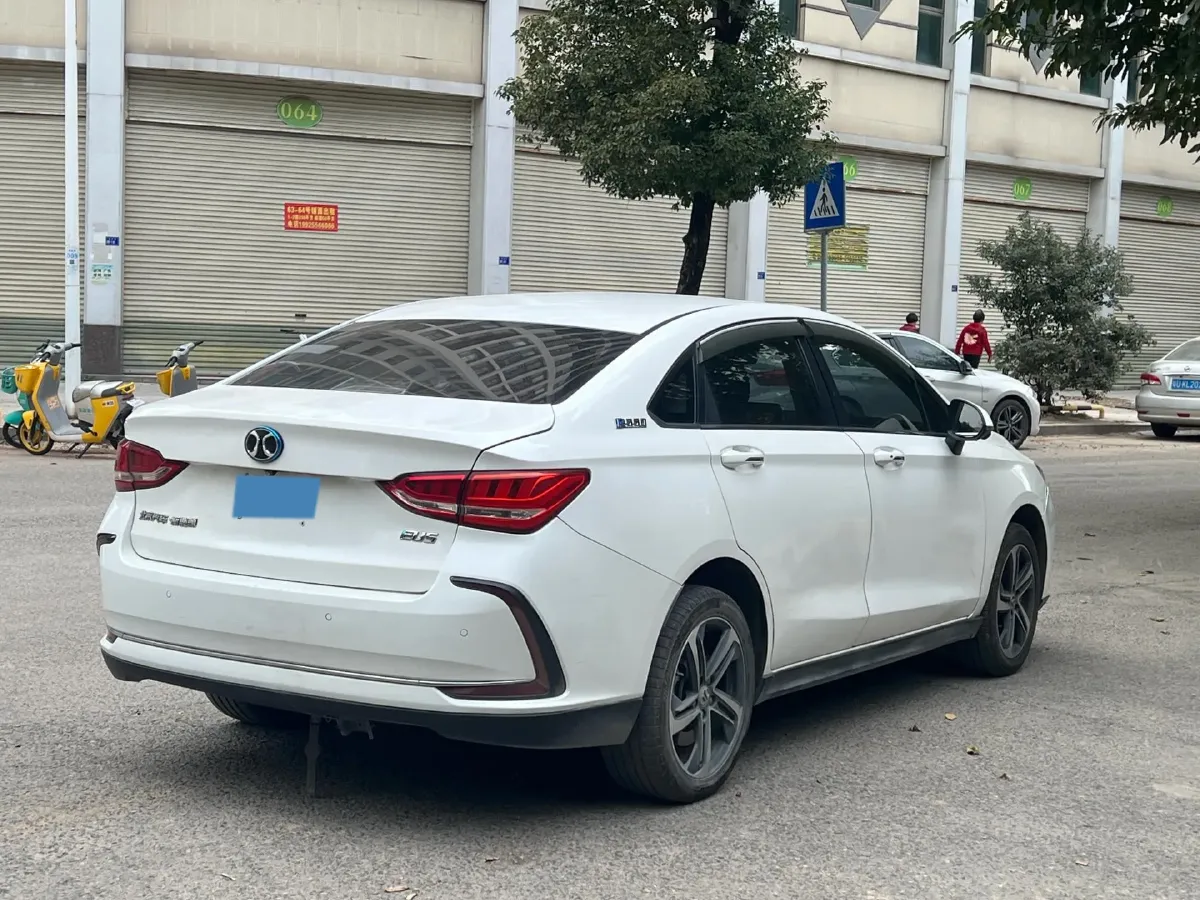 2018 BeiJing Auto EU5 BEV 60.23KWH,autocango,china used car exporter,china ev exporter,chinese used car exporter,chinese used ev exporter