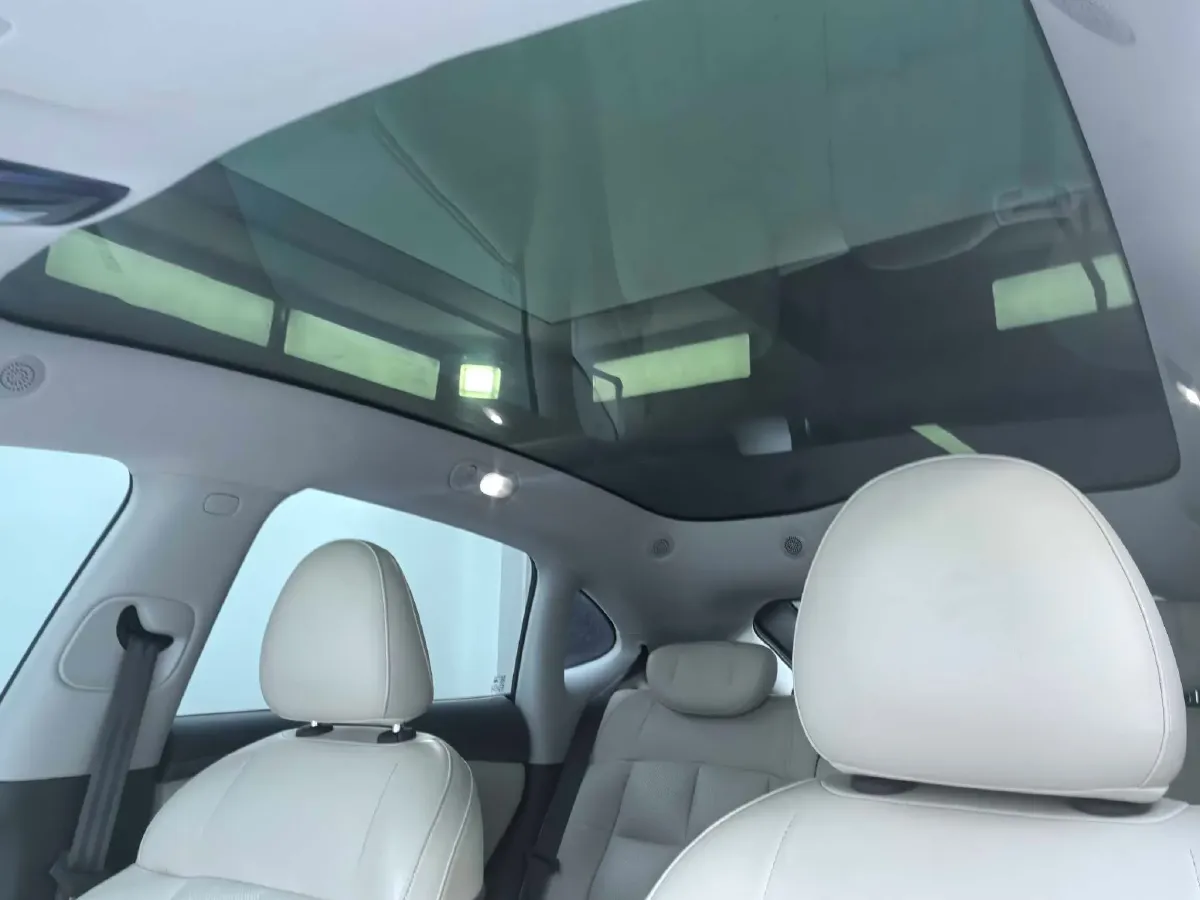 2025 IM LS6 BEV 75KWH,autocango,china used car exporter,china ev exporter,chinese used car exporter,chinese used ev exporter