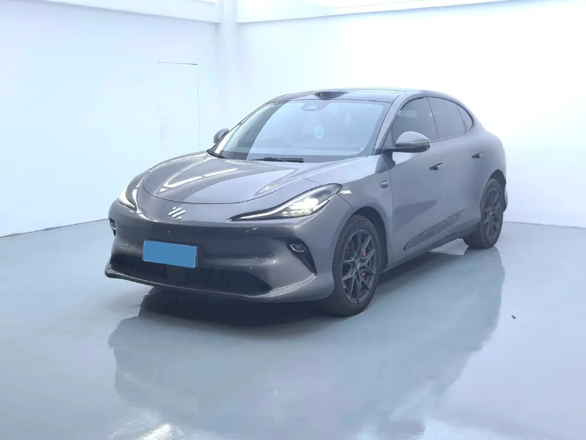 2025 IM LS6 BEV 75KWH,autocango,china used car exporter,china ev exporter,chinese used car exporter,chinese used ev exporter