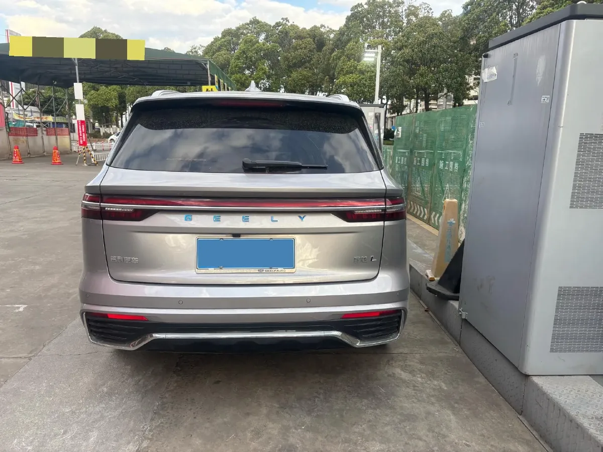 2021 Geely Monjaro 2.0T 218HP L4 7DCT,autocango,china used car exporter,china ev exporter,chinese used car exporter,chinese used ev exporter